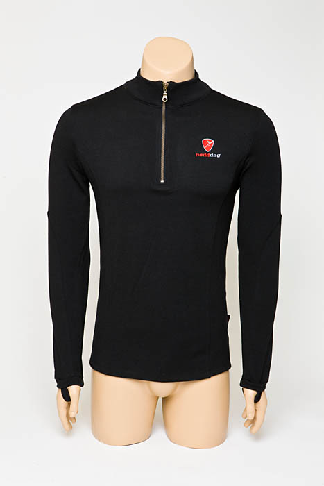 Zip_Front_Black_Front_on_Zip_Open